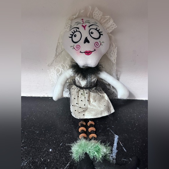 Hanna’s Handiwork Halloween Sugar Skull Bride Weighted Plush - Picture 1 of 4